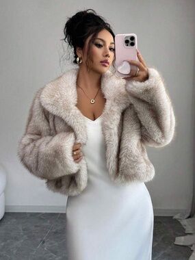Lux Faux Fur Cropped Jacket in Light Taupe